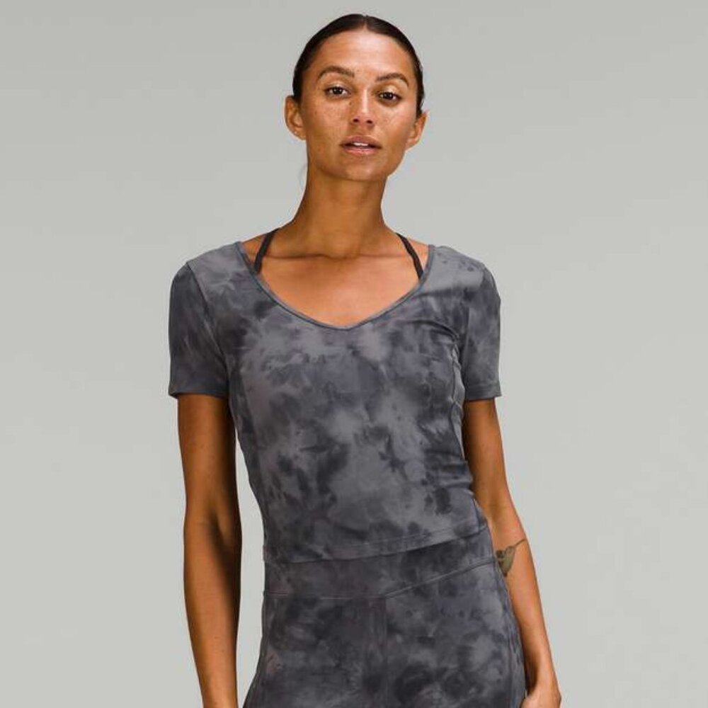 Lululemon Women's Align T-Shirt - Grey